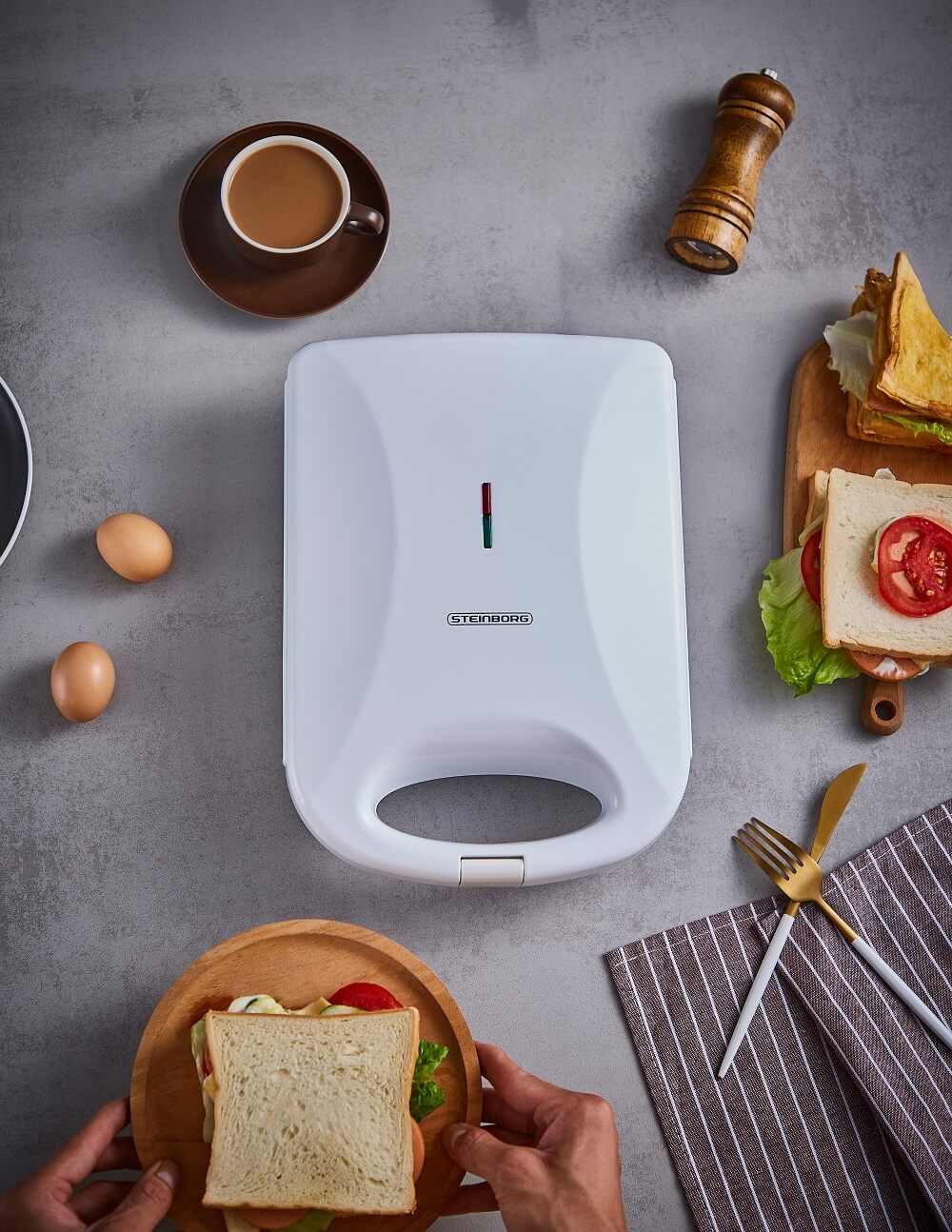 Steinborg SB-2100 Sandwich Maker 4 Slice